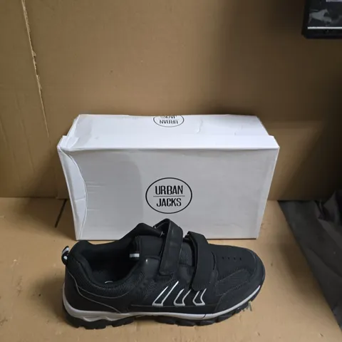 URBAN JACKS  BLACK VELCRO TRAINERS - UK SIZE 10 