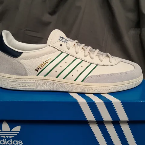 BOXED ADIDAS HANDBALL SPEZIAL IN WHITE - UK 10 1/2
