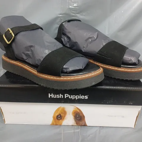 HUSH PUPPIES CASSIE LEATHER SANDAL BLACK SIZE 5