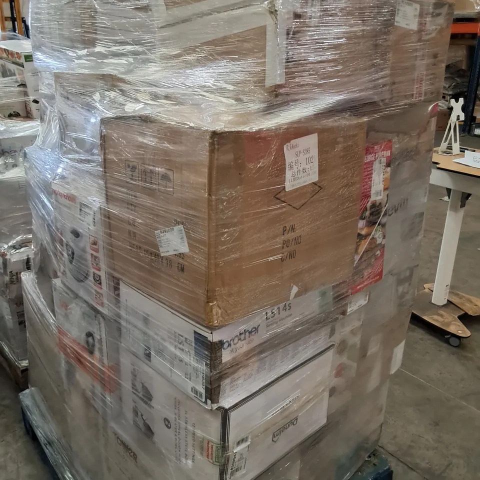 PALLET OF APPROXIMATELY 33 UNPROCESSED RAW RETURN HOUSEHOLD AND ELECTRICAL GOODS TO INCLUDE;