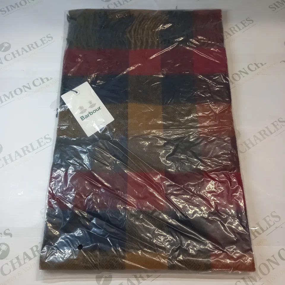 BARBOUR LAMBSWOOL CHECK SCARF IN MULTICOLOUR