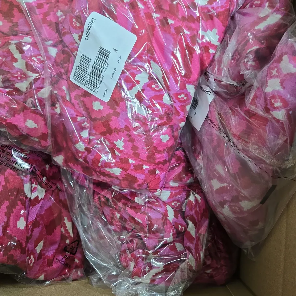 APPROXIMATELY 15 FRANK USHER CHIFFON PRINTED DRESS W/TIE WAIST FLOATY SLEEVES& CROSSOVER FRONT AND PINK 