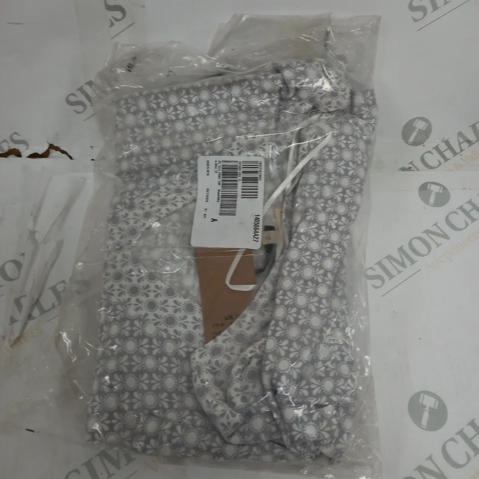 BOX OF APPROXIMATELY 30 ASSORTED CLOTHING PRODUCTS IN VARIOUS SIZES TO INCLUDE SKIRTS, JUMPERS, DRESSES ETC