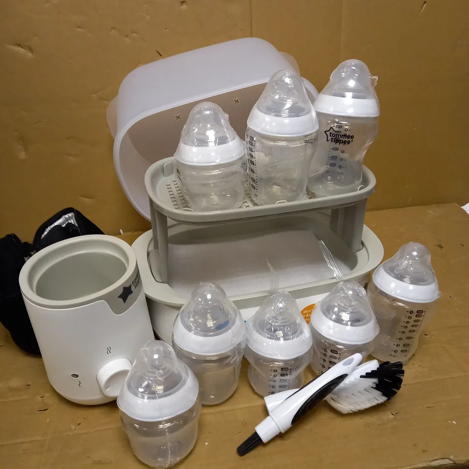 TOMMEE TIPPEE COMPLETE FEEDING SET