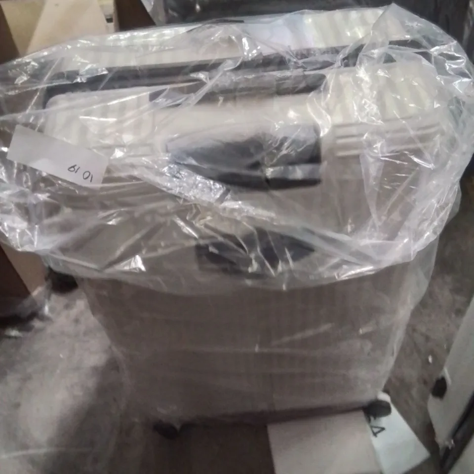 BAGGED LUGG TRAVEL SUITCASE CREAM