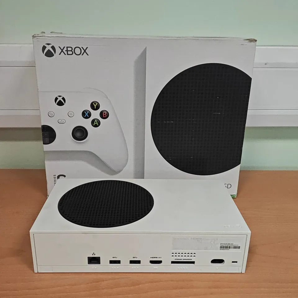 BOXED XBOX SERIES S 512GB DIGITAL EDITION CONSOLE WITH CONTROLLER 