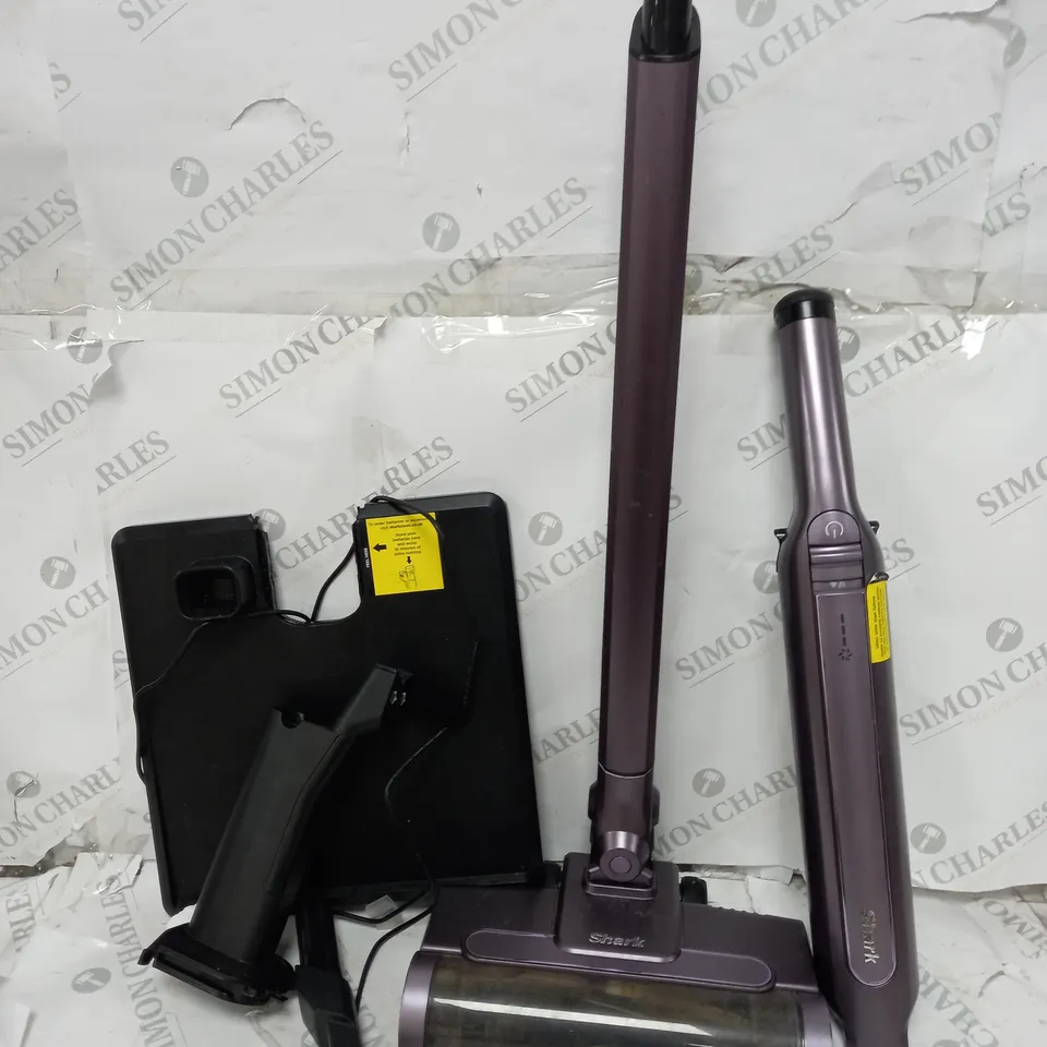 BOXED SHARK WANDVAC LIGHTWEIGHT CORDLESS HANDHELD VACUUM CLEANER 