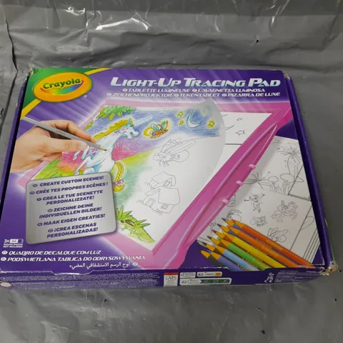 CRAYOLA LIGHT-UP TRACING PAD 