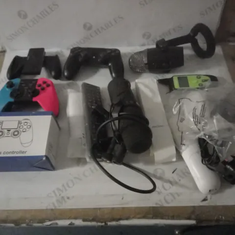 GROUP OF APPROX 5 ASSORTED ITEMS TO INCLUDE CONTROLLERS, MICS, PHONE ETC