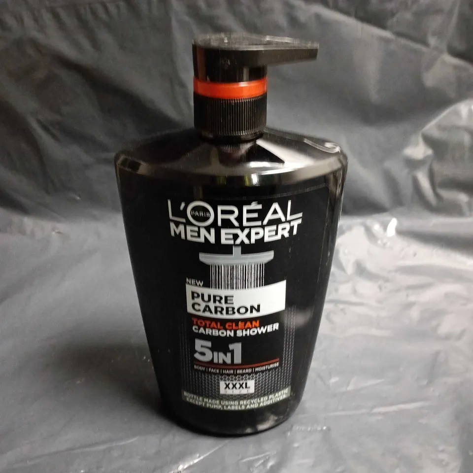 APPROXIMATELY 25 ASSORTED COSMETICS ITEMS TO INCLUDE 4 DR SQUANCH BARS, LOREAL PURE CARBON SHOWER GEL AND LIZ EARLE RADIANT ROUTINE SET