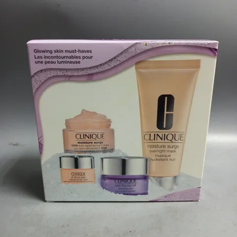 BOXED CLINIQUE BEAUTY MUST HAVES GIFT SET