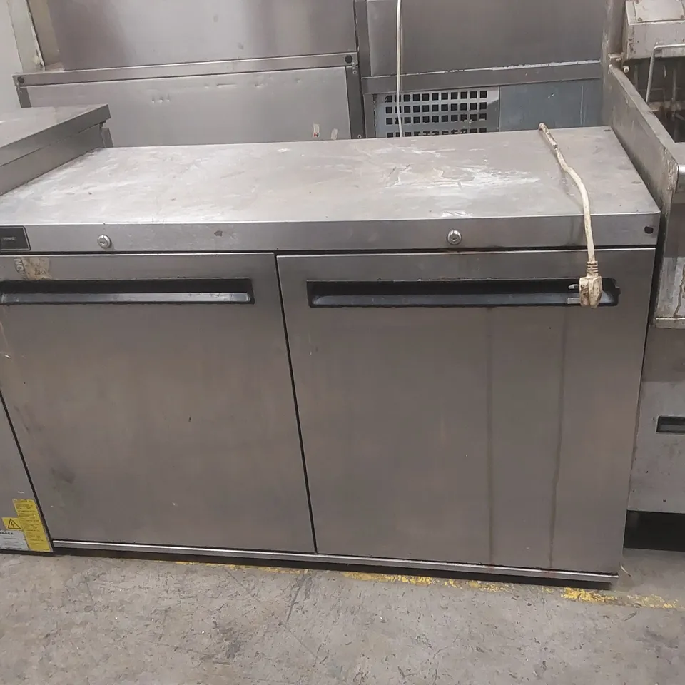 WILLIAMS HA280SA R1 COMMERCIAL UNDERCOUNTER DOUBLE DOOR REFRIGERATOR