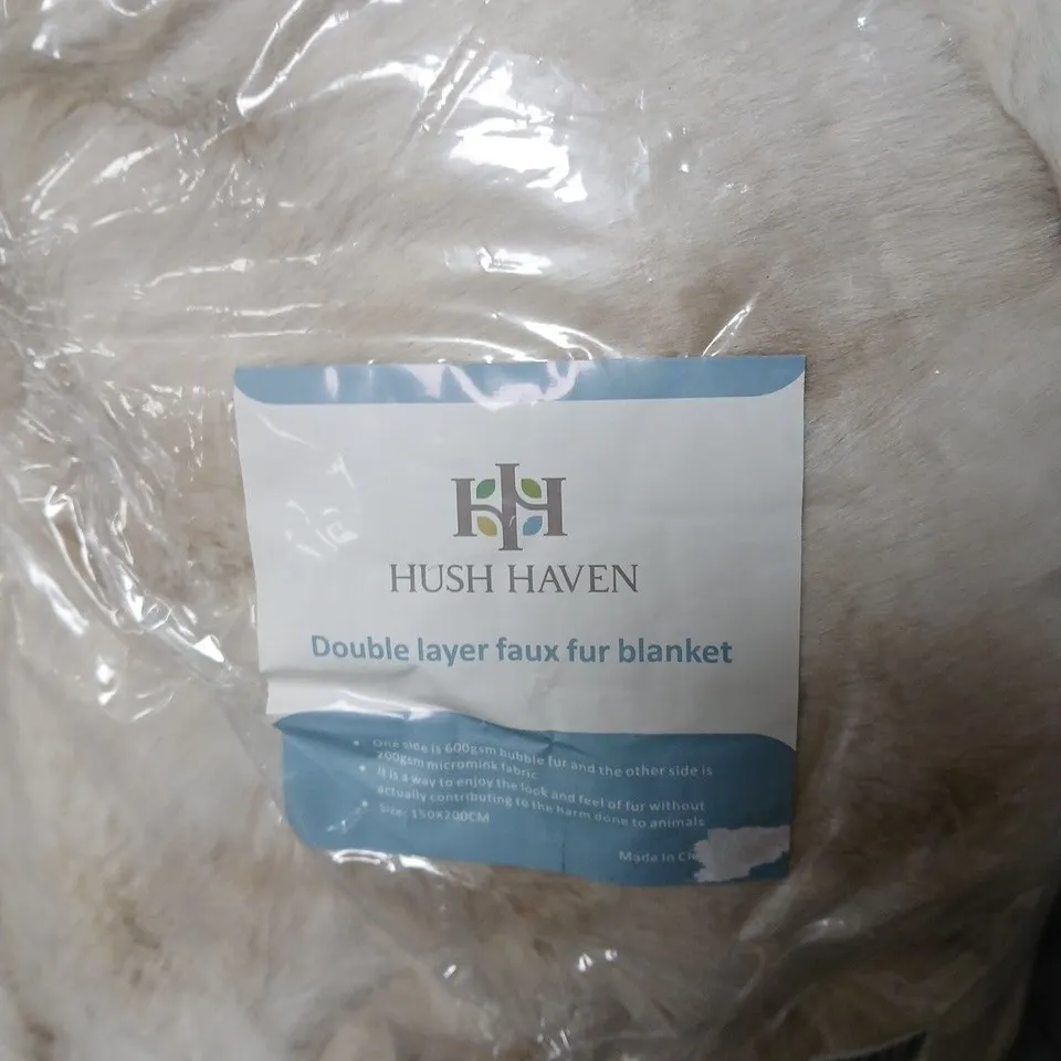 HUSH HAVEN DOUBLE LAYER FAUX FUR BLANKET – CREAM - UNBOXED 