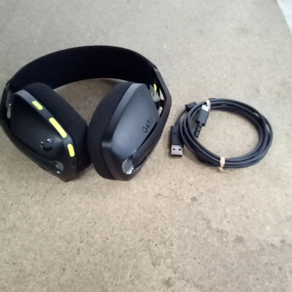 BOXED LOGITECH G435 BLUETOOTH HEADPHONES - BLACK