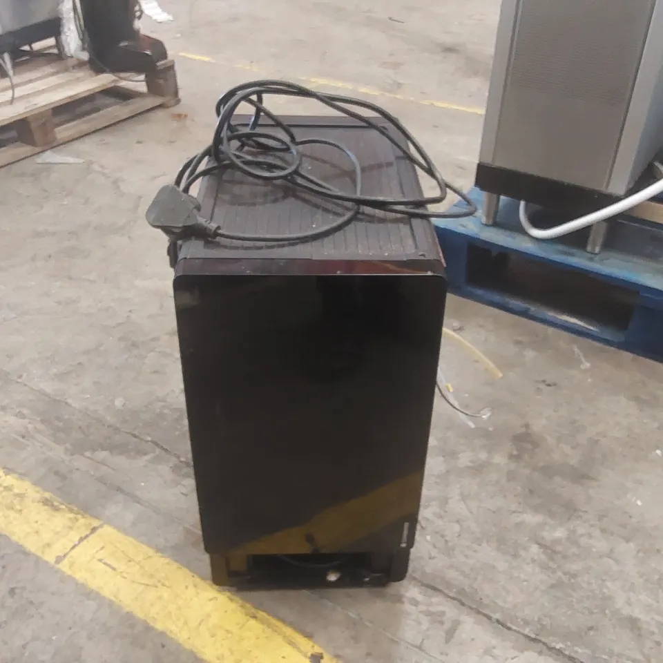 COMMERCIAL CLEANMASTER MILK FRIDGE