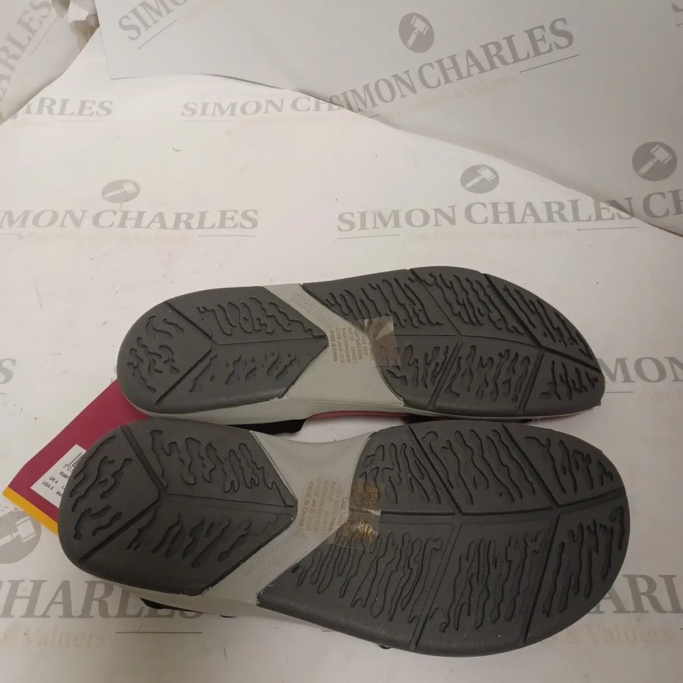 REGATTA LADY ROMA SANDALS SIZE 4