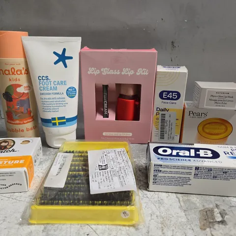 APPROX 12 ASSORTED BEAUTY PRODUCTS TO INCLUDE NALA'S KIDS BUBBLE BATH, LIP GLASS LIP KIT, ORAL-B TOOTHPASTE, ETC 