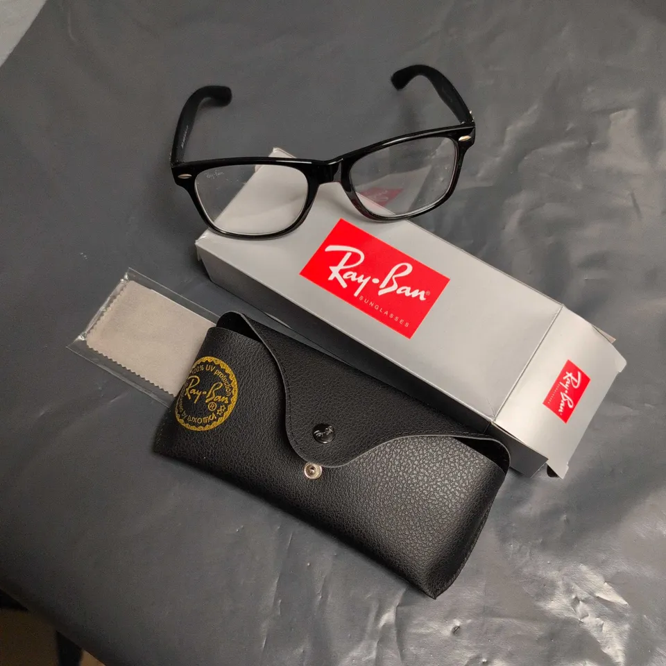 Ray-Ban Glasses with Case and Box – Model RB2140