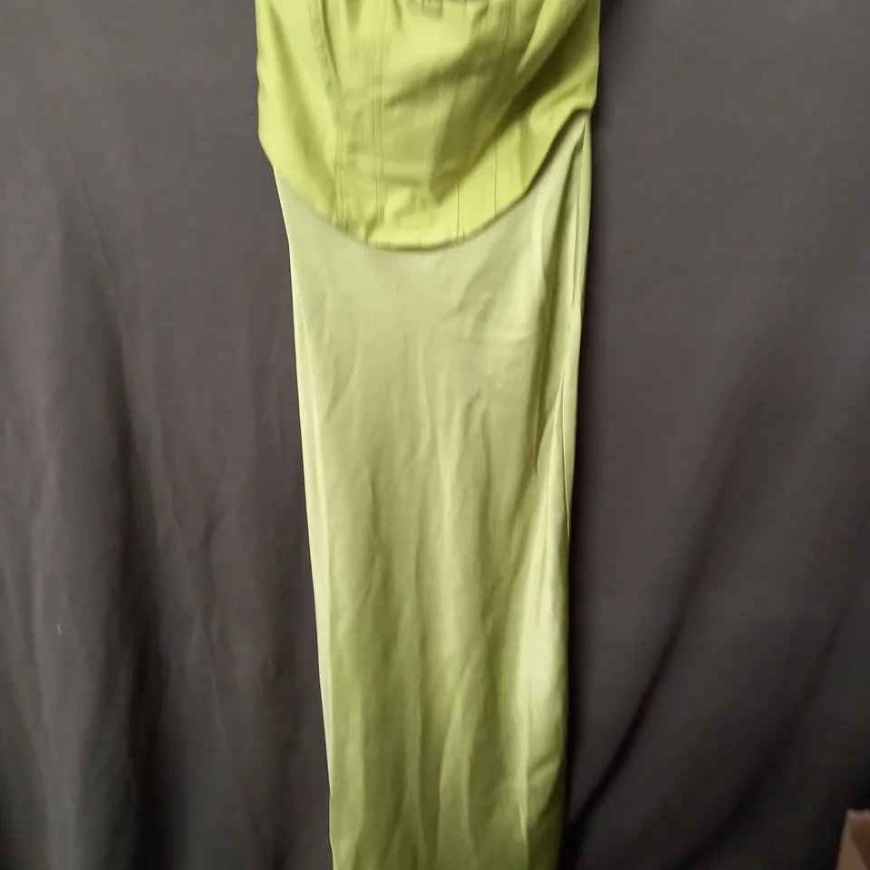 ASOS DESIGN GREEN DRESS - UK 10