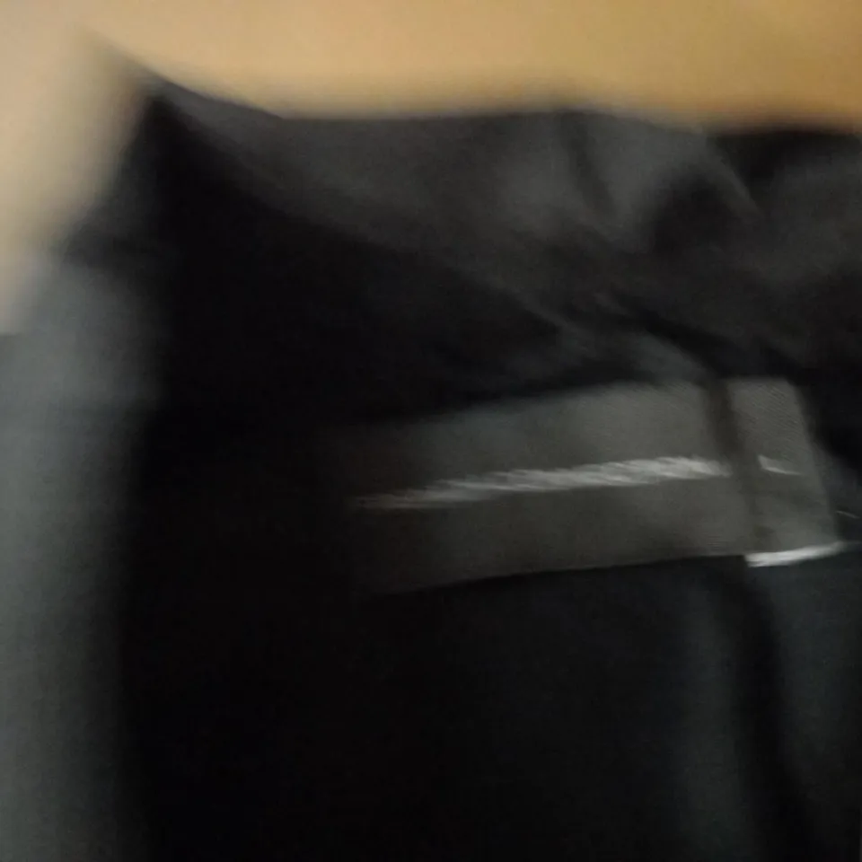 FRENCH CONNECTION SHOWER PROOF JACKET - SIZE L