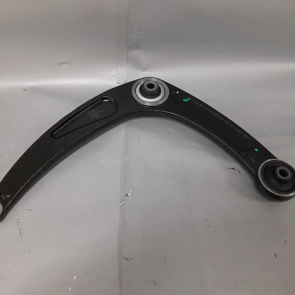 SUSPENSION ARM FOR CAR
