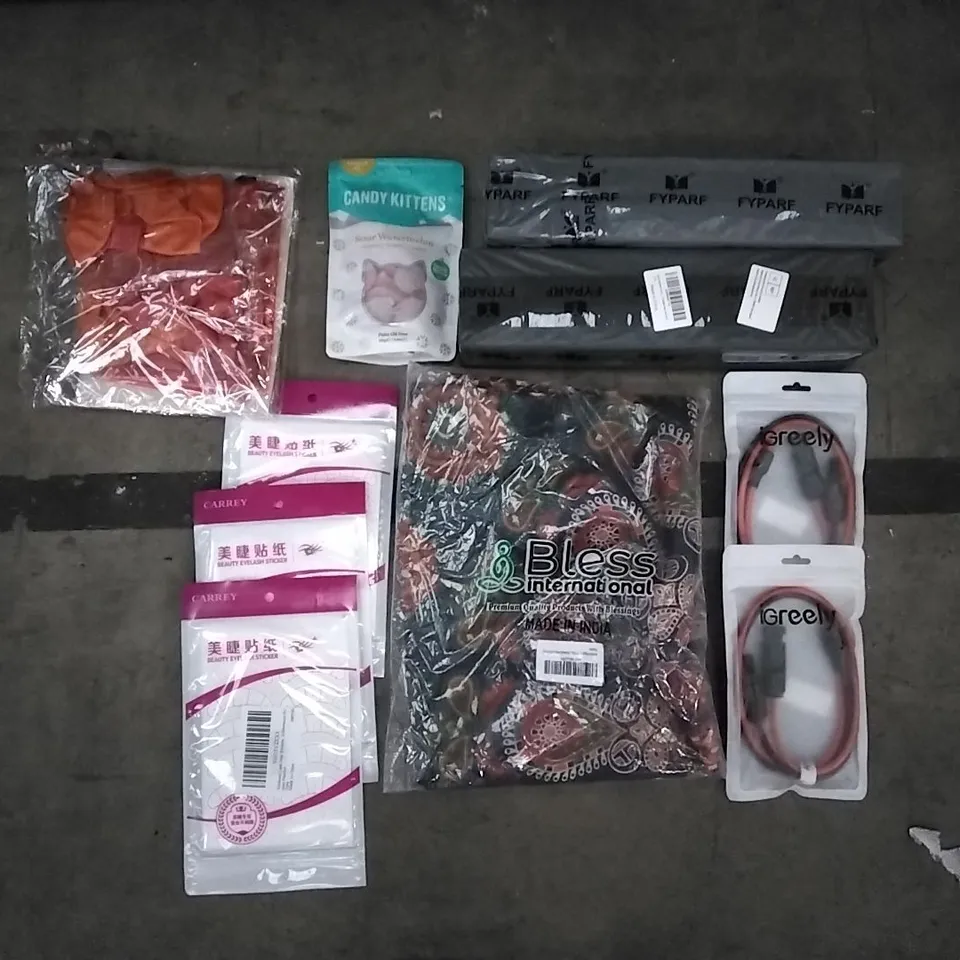 PALLET OF ASSORTED ITEMS INCLUDING WILD CUBS BAMBOO SUCTION PLATE & SPOON, AMOUR INFINI 12 PACK KITCHEN DISH TOWELS, DOUBLE WALL GLASS COFFEE CUP SET, WHOLE FOOD EARTH BAKING SODA, FACE MASKS 