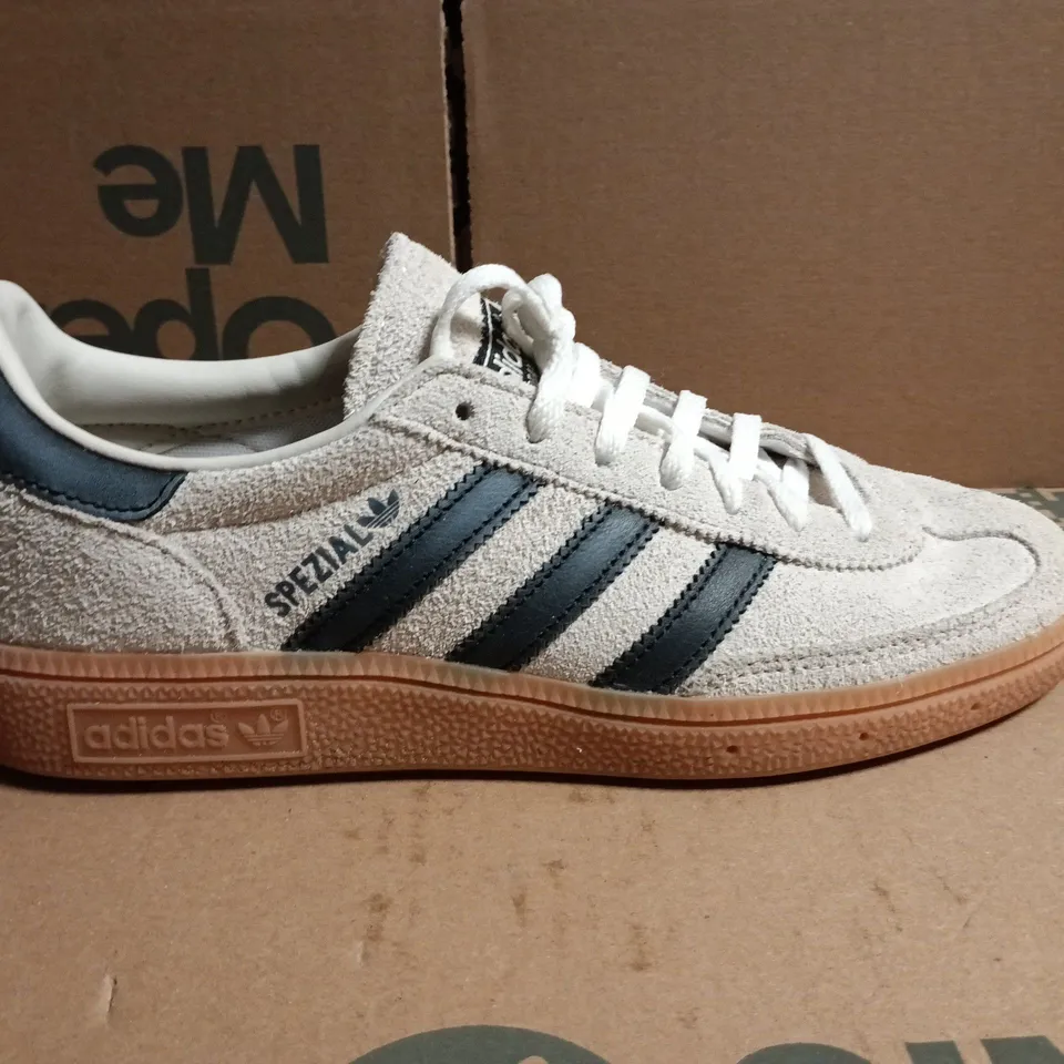 ADIDAS SPEZIAL SNEAKERS – GREY SUEDE - UK 5