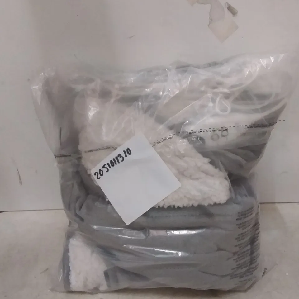 COZEE HOME OVERSIZED ELECTRIC BLANKET - SILVER / GREY