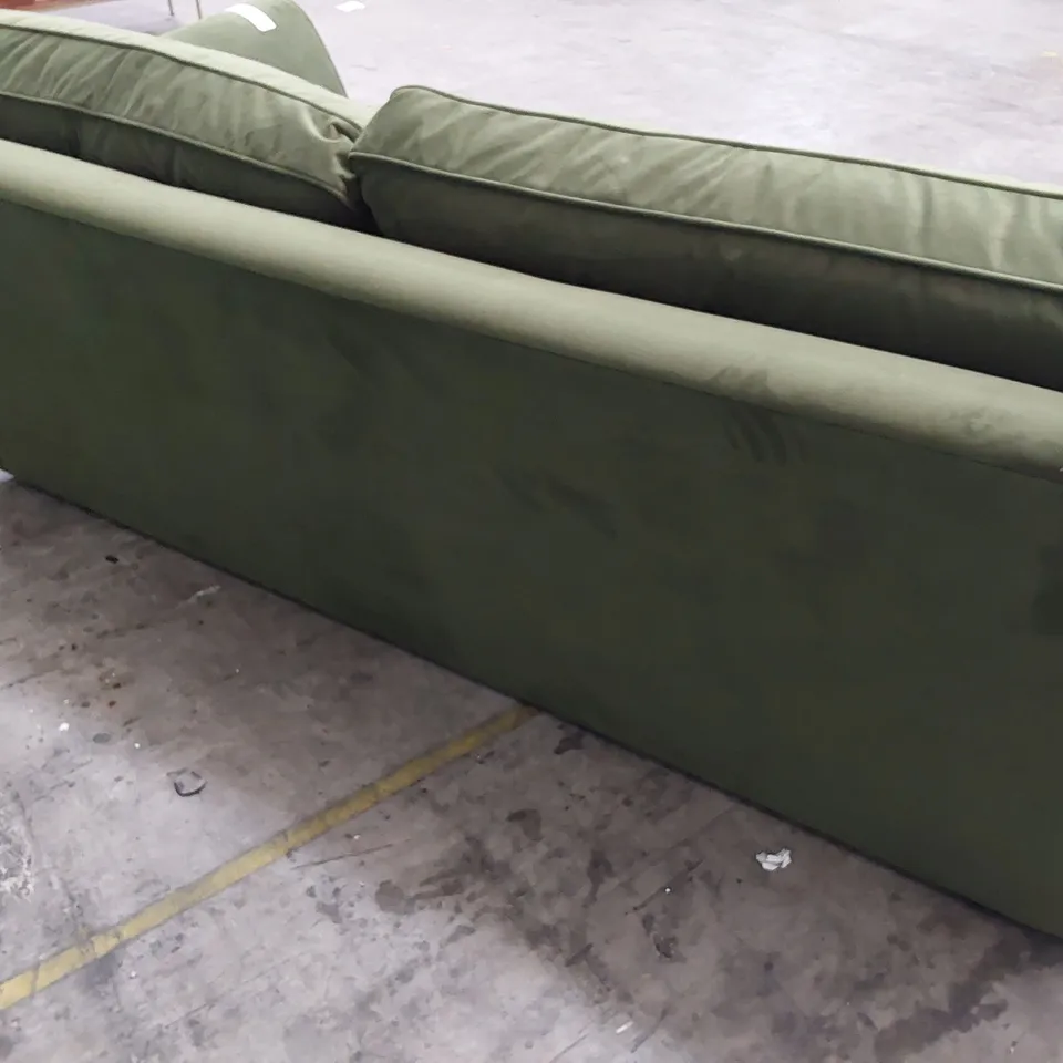 QUALITY BRITISH MADE LOUNGE Co FOUR SEATER SOFA PLUSH GREEN FABRIC