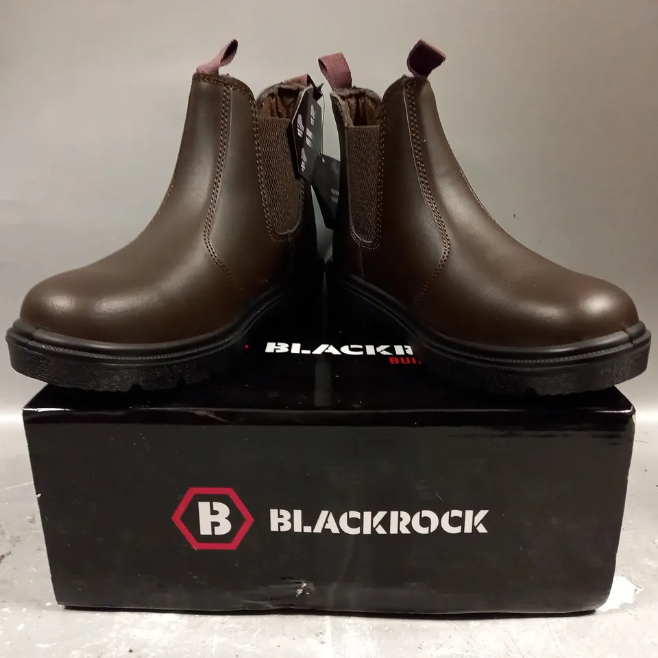 BOXED PAIR OF BLACKROCK DEALER BOOTS IN BROWN UK SIZE 6