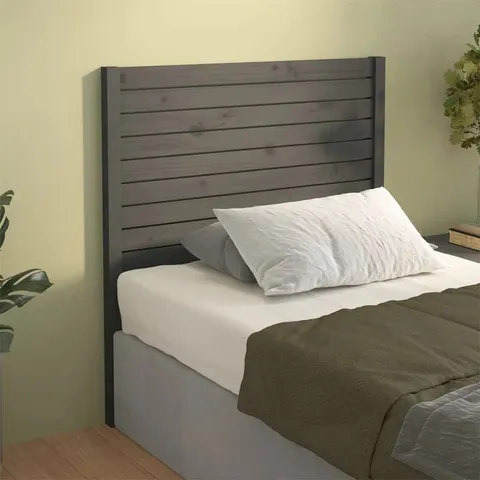 BOXED HYDEN SOLID WOOD HEADBOARD 