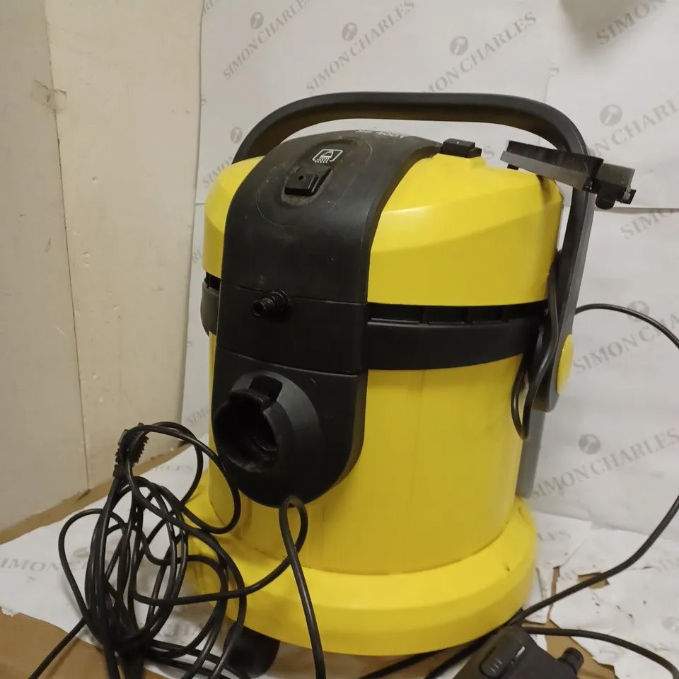 KARCHER SPRAY EXTRACTION CLEANER