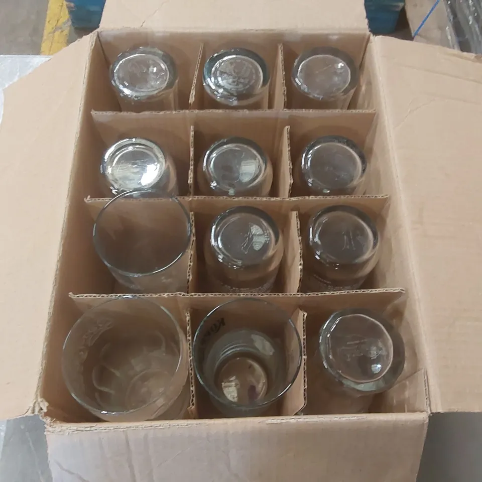 BOX CONTAINING 12X A ASSORTED DRINKS GLASSED