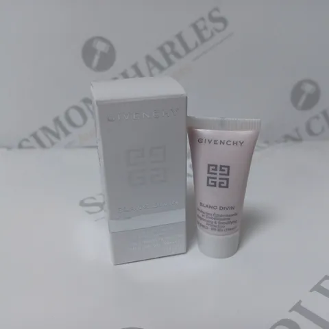 APPROXIMATELY 20 BOXED GIVENCHY BLANC DIVIN BRIGHTENING & BEAUTIFYING PROTECTION 5ML SAMPLES