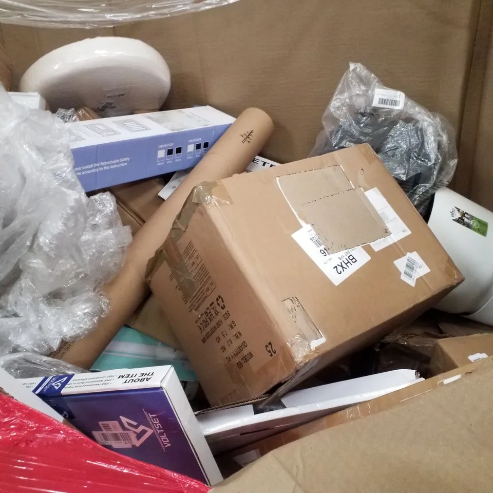 PALLET CONTAINING ASSORTED PRODUCTS INCLUDING MULTIFUNCTION RICE COOKER, MULTIFUNCTIONAL FOOD PROCESSOR, FULL BODY BATH PILLOW, HEATED THROW & SOLAR BATTERY CHARGER 