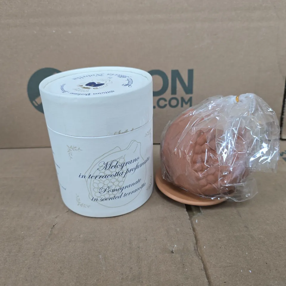 BOXED SANTA MARIA NOVELLA POMEGRANATE IN SCENTED TERRACOTTA