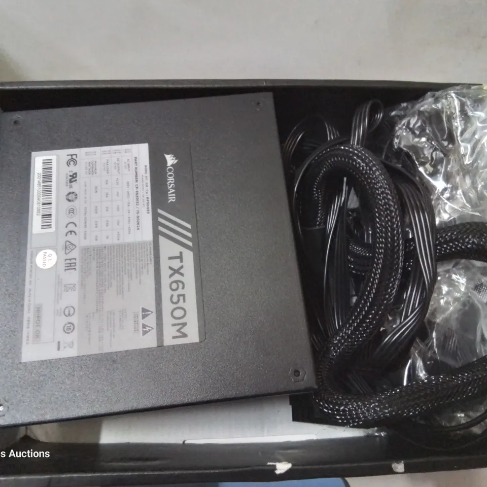 BOXEC CORSAIR TX-M SERIES 650 WATT 80 PLUS GOLD CERTIFIED PSU (UK) HYBRID MODULAR POWER SUPPLY UNIT - BLACK