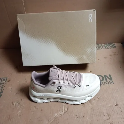 ON RUNNING WOMEN’S RUNNING SHOES – PALE PINK/WHITE - UK SIZE 5.5 