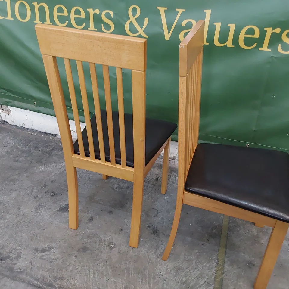 PAIR OF NATURAL WOOD DINING CHAIRS BROWN PU SEATS