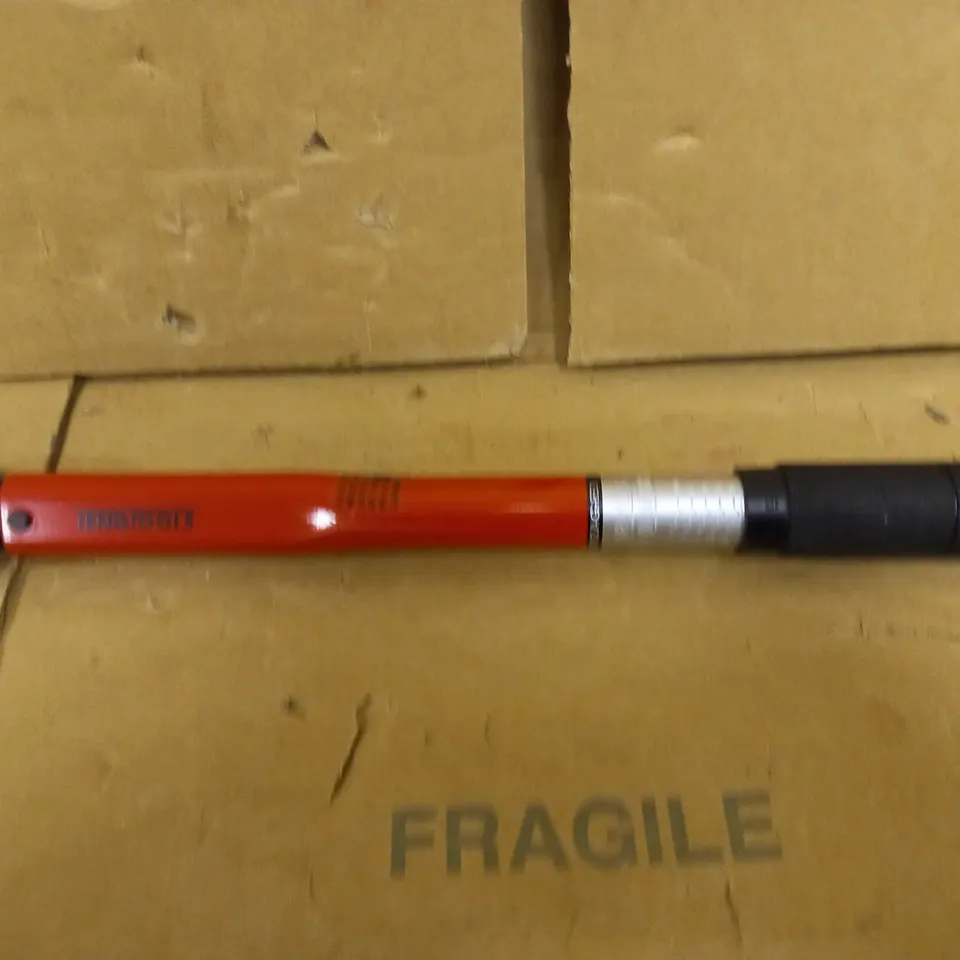 TENGTOOLS 3892AG-E3 TORQUE WRENCH