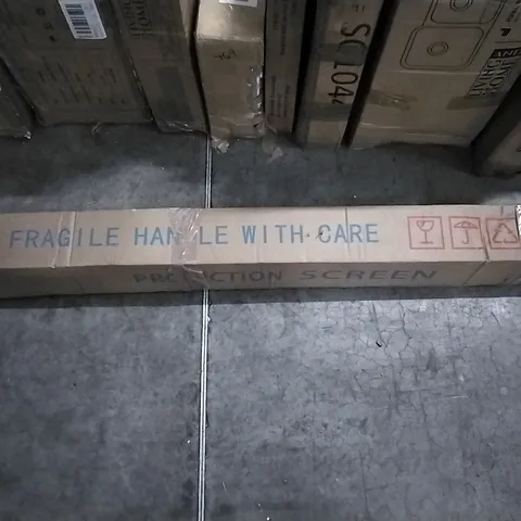 BOXED MANUAL SCREEN 122X91CM AL0726