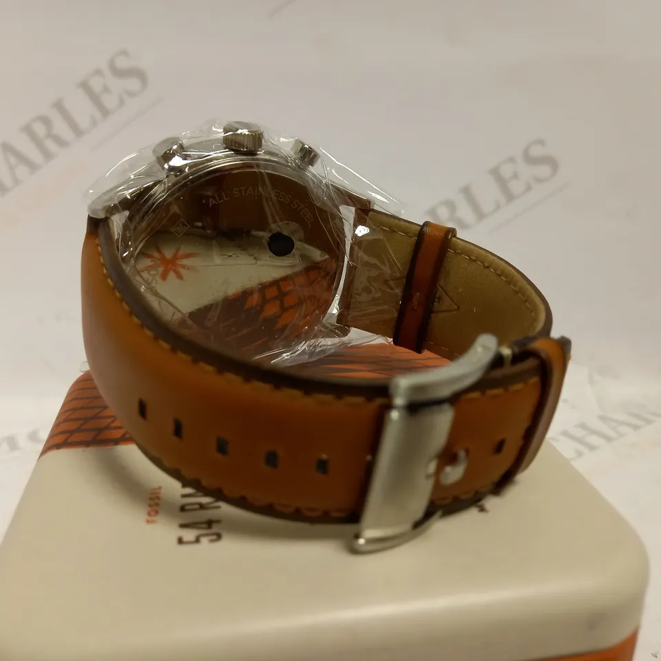 FOSSIL 54 RADIO LEATHER STRAP WATCH