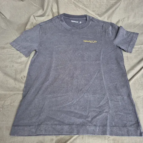 ABERCROMBIE & FITCH CLASSIC POLISHED TEE IN WASHED BLACK SIZE XS