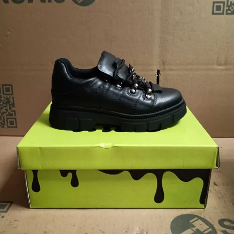 KOI KIDZ LIL RIMO CORE TRAINERS BLACK SIZE 13
