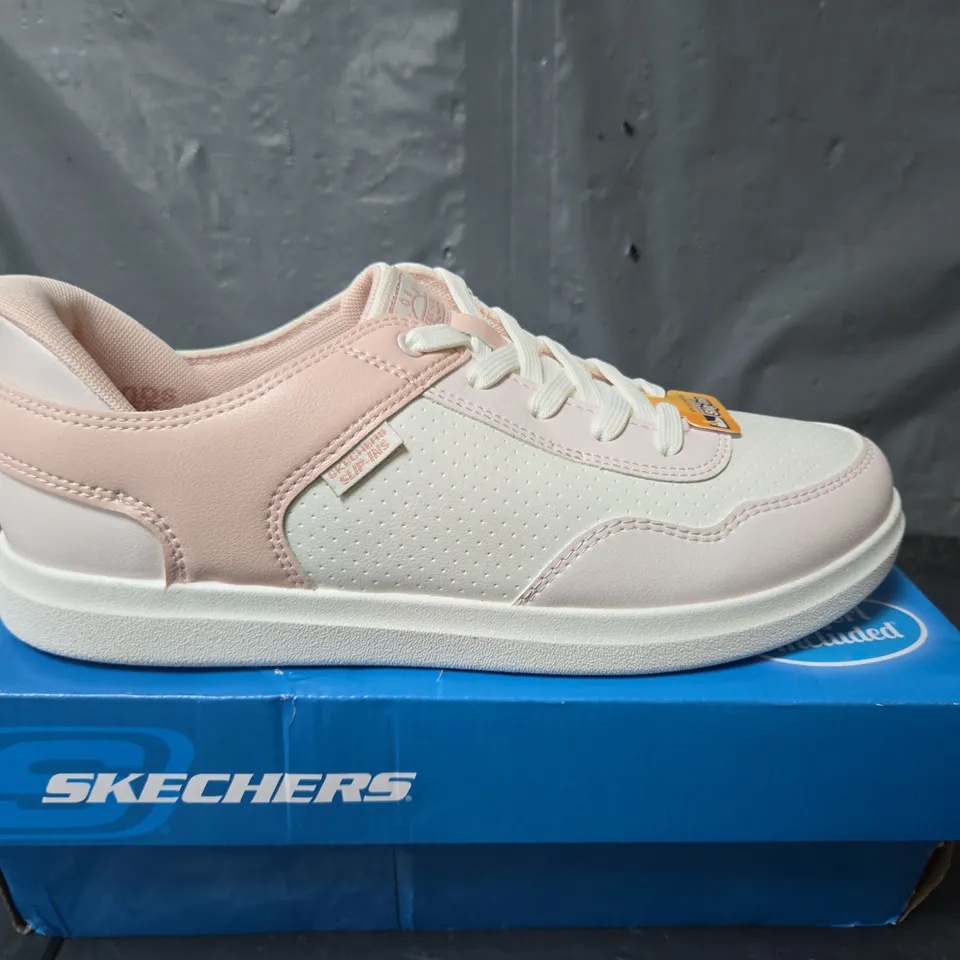 BOXED PAIR OF BOBS SKECHERS SLIP INS TRAINERS IN PINK - UK 8