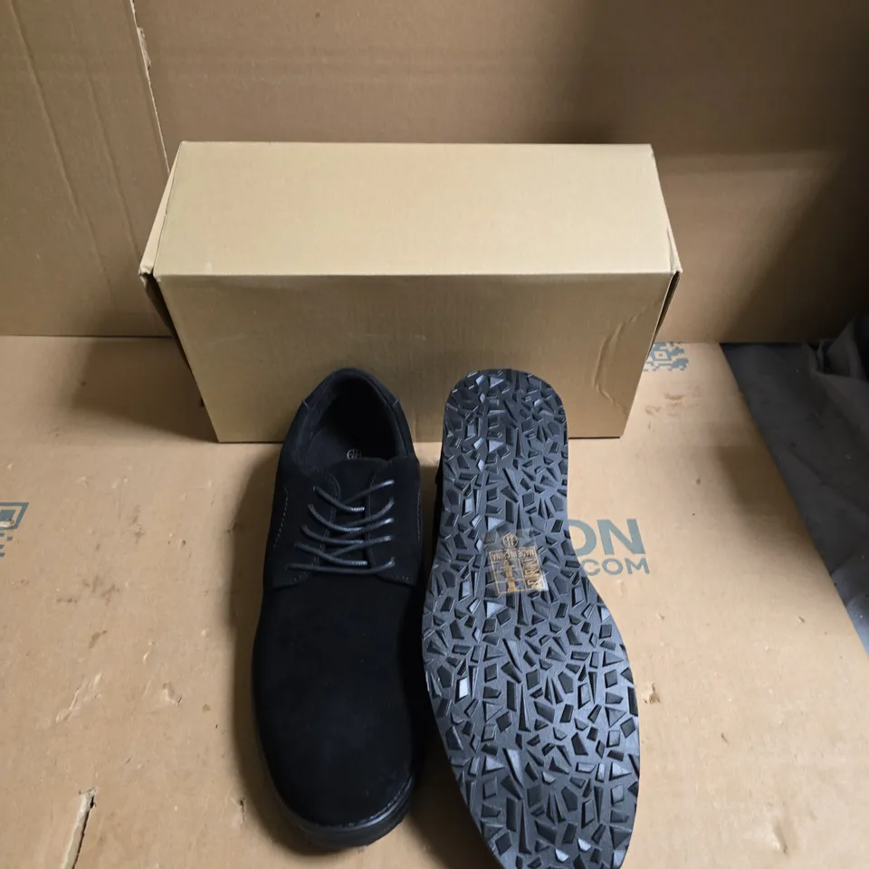 THOMAS BLUNT MEN'S BLACK SUEDE SHOES - UK SIZE 11 