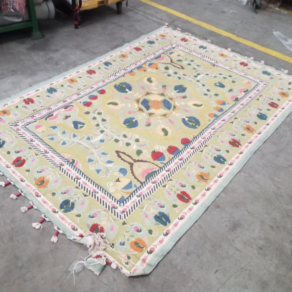 QUALITY DESIGNER AREA RUG    - APPROXIMATELY 230X160CM