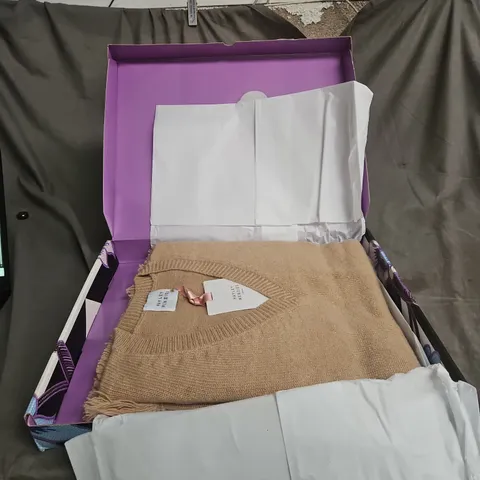 HAYLEY MENZIES CASHMERE FRINGE V-NECK JUMPER – CAMEL – XS