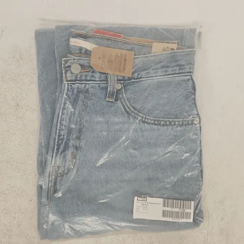 BAGGED LEVI'S '94 BAGGY JEANS IN LIGHT BLUE SIZE 30/31