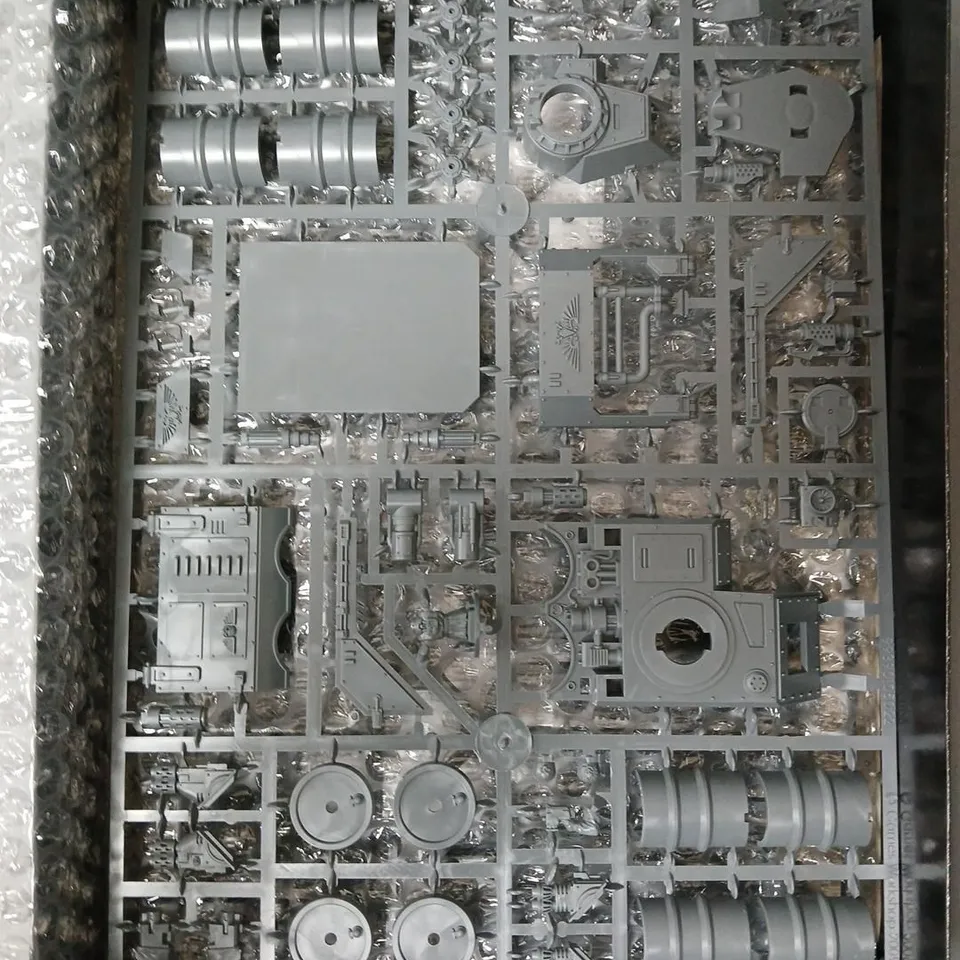BOXED WARHAMMER ASTRA MILITARUM HELLHOUND